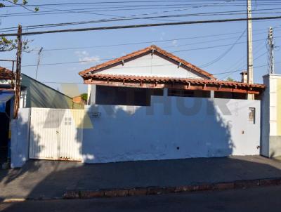 Casa para Venda, em Ribeirão Bonito, bairro Centro, 6 dormitórios, 3 banheiros, 2 vagas